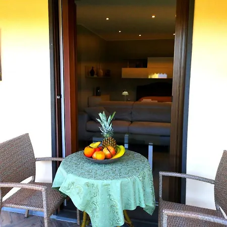 Luxury Garden Marina Apartment Bosa