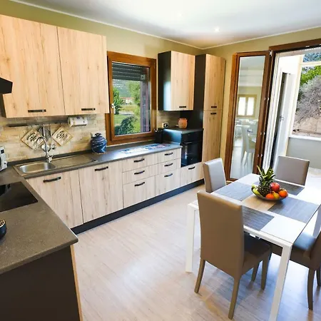 Apartment Luxury Garden Marina *