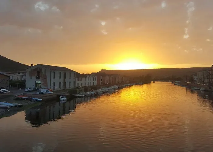 Luxury Marina ,oristano 公寓 博萨